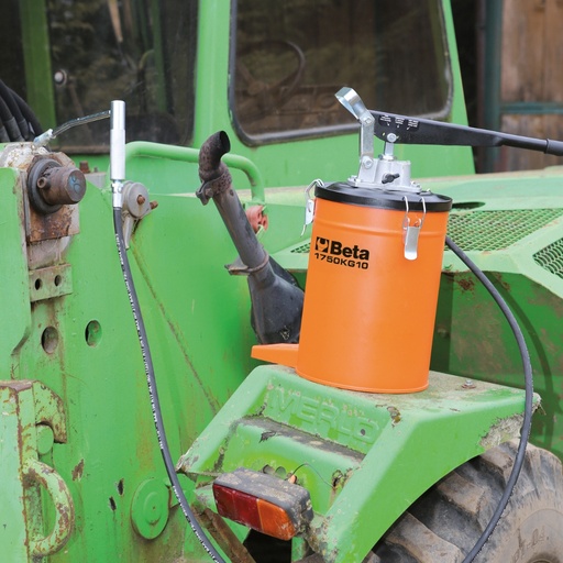Beta | 1750KG10 | Vetafgiftepomp met pistool, 10 kg, met hogedrukslang 2 m | 017500100