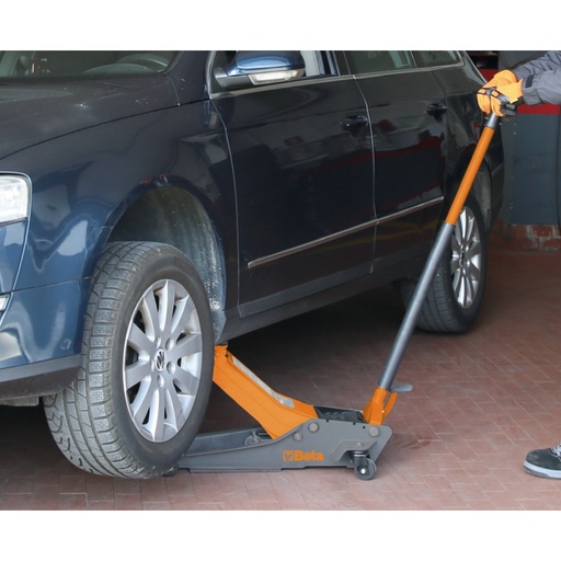 Beta | 3029/2T | Lage hydraulische garagekrik, 2 ton, met 4 wielen | 030290020